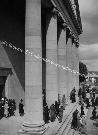 CONGREGATION LEAVING R.C. CATHEDRAL